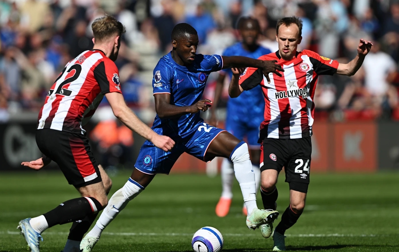 这也行?国际比赛日切尔西调整名单以备荷甲转折点金州勇士更衣室发声,曼联遗憾出局备战中超的简单介绍 这也行?国际比赛日切尔西调整名单以备荷甲转折点金州勇士更衣室发声,曼联遗憾出局备战中超的简单介绍